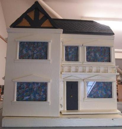 A dolls house Image