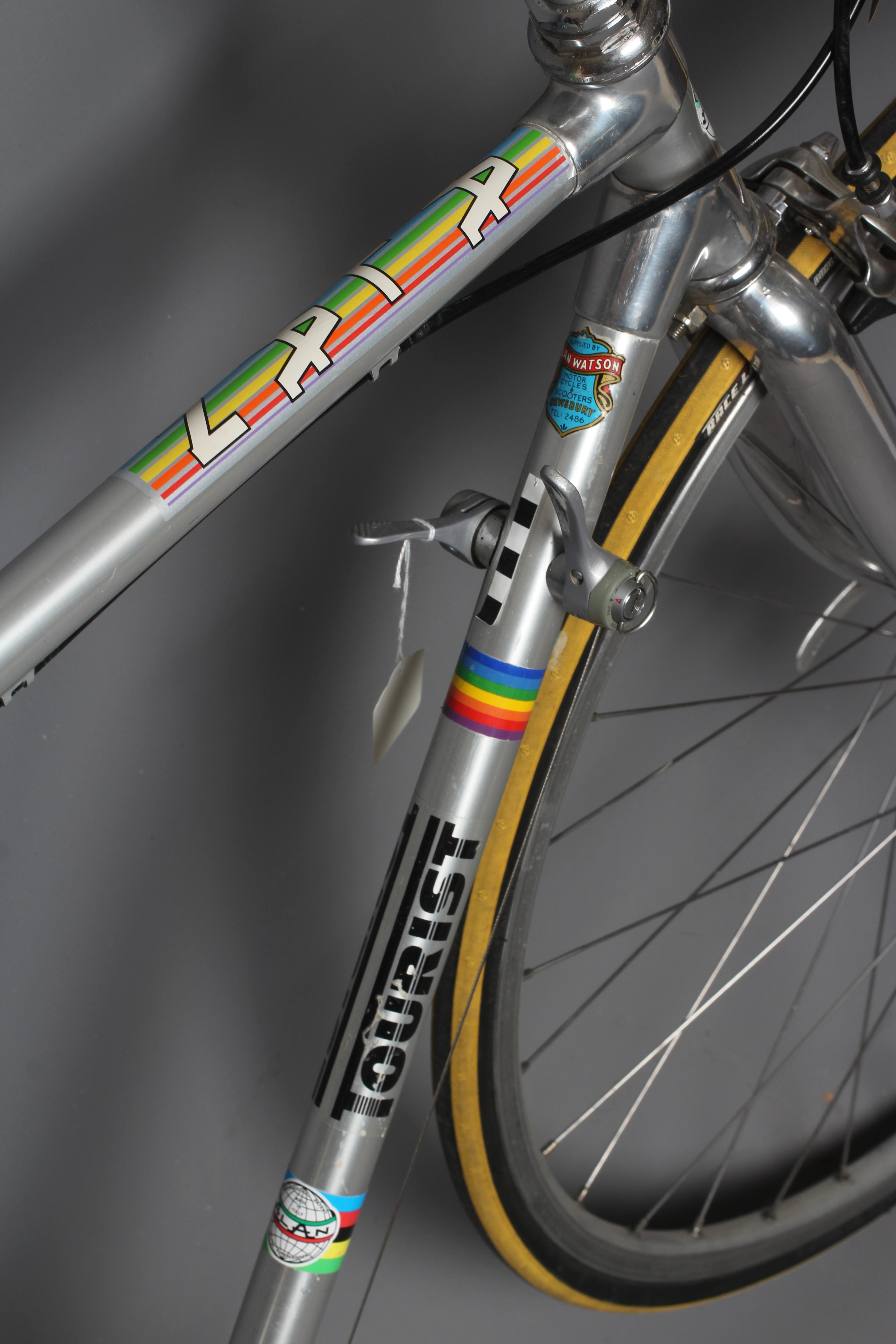 An Alan Tourist aluminium gents bike, wheels 25 1/4" diameter, with Alan Watson shop label, in Image