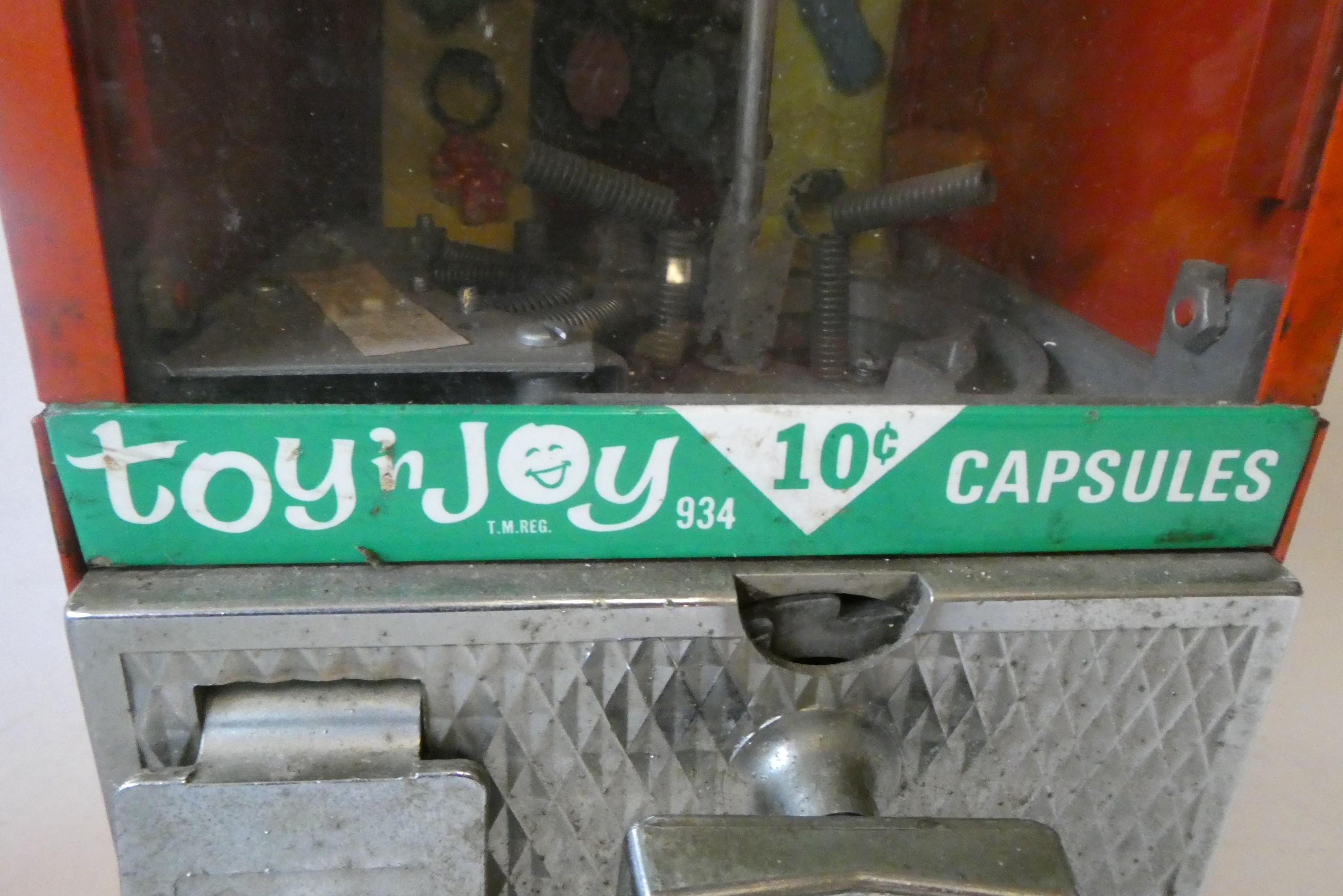 Toy 'n Joy tin plate vending/gum ball machine, reg. 934, 10c pricing, some rust, unable to test Image