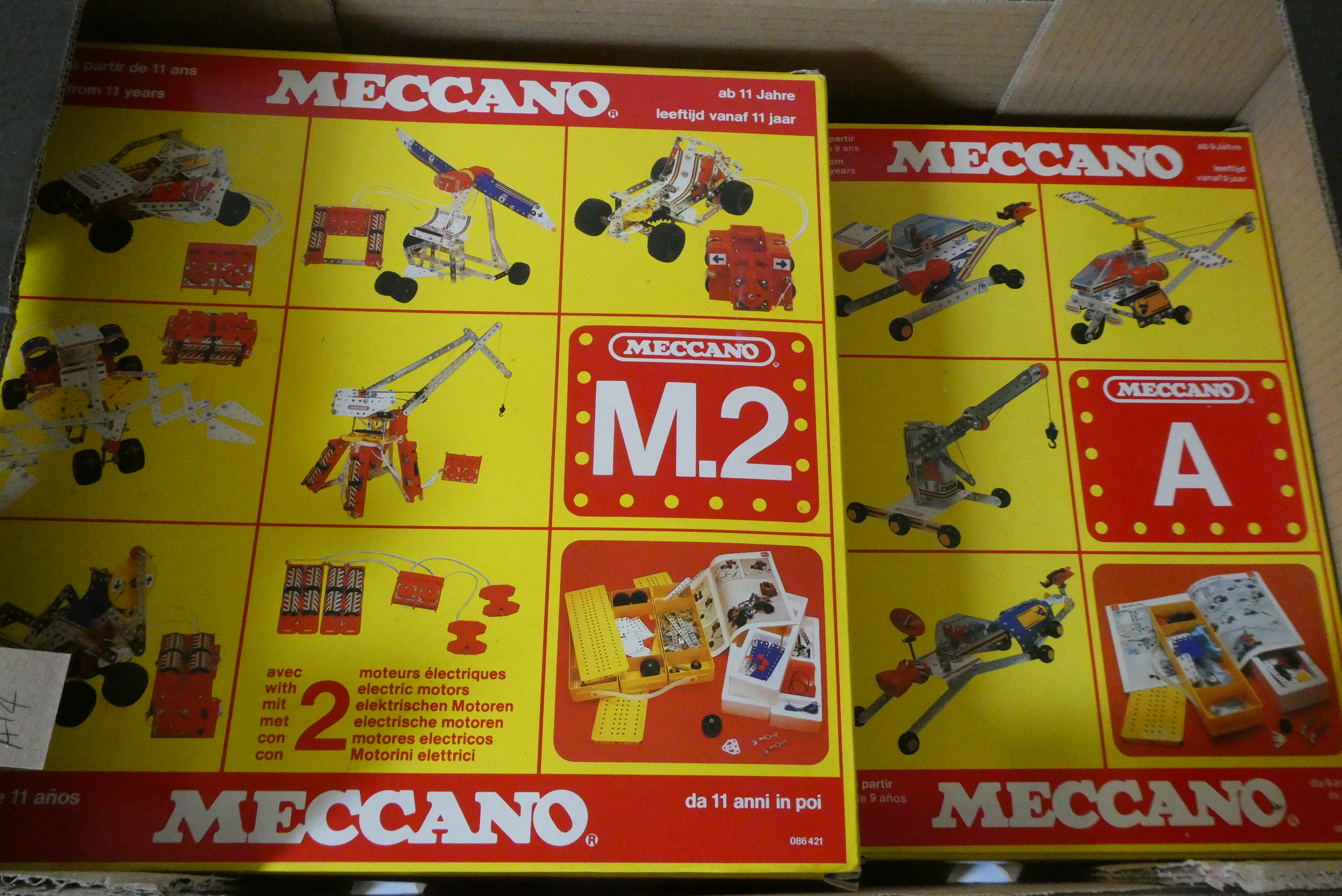 Meccano Made in France. Two sets M2 and A, boxed mint (Est. plus 24% premium inc. VAT) Image