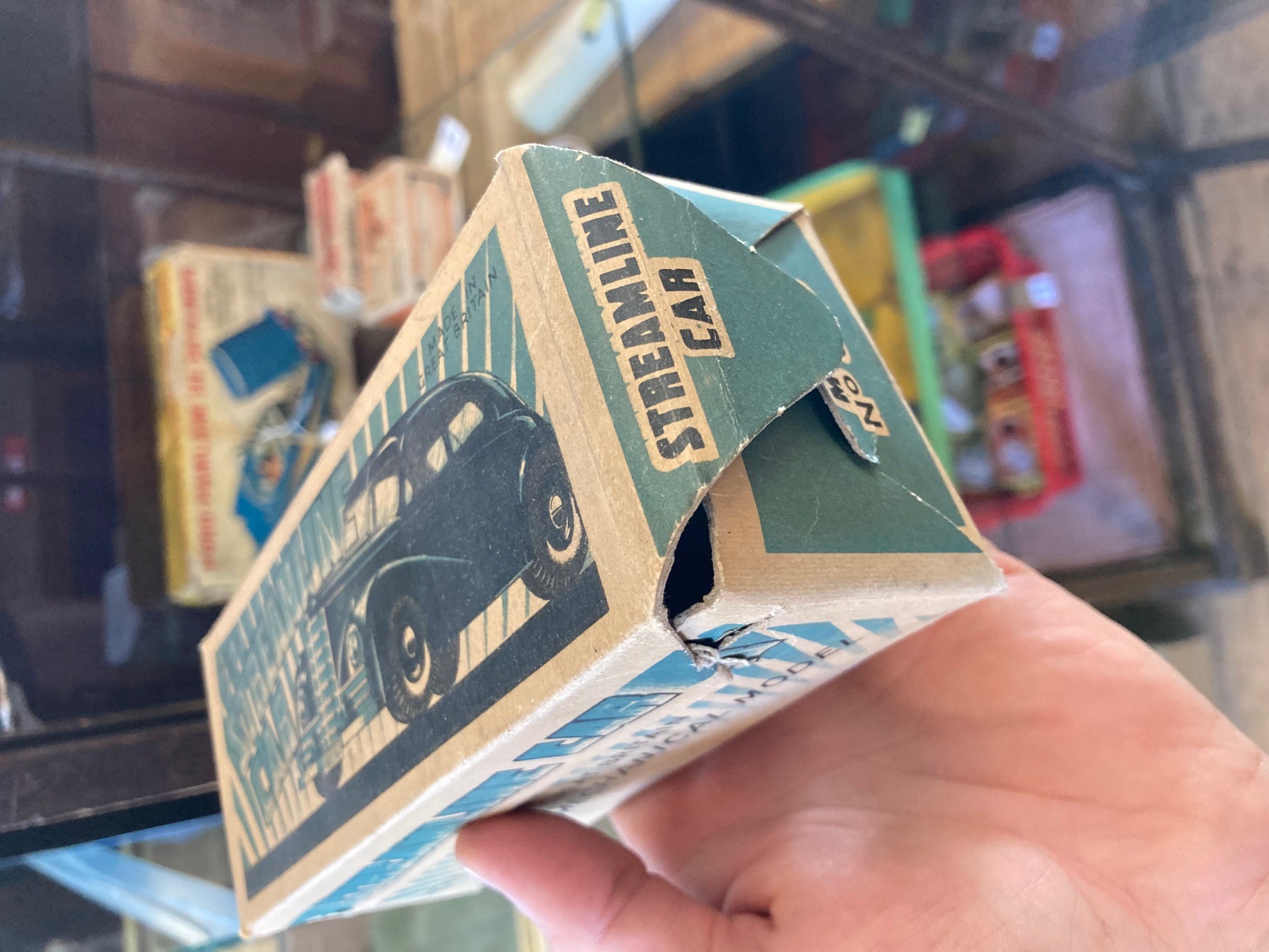 Mettoy clockwork (motor tested OK) streamlined car finished in green with good box (Est. plus 24% Image