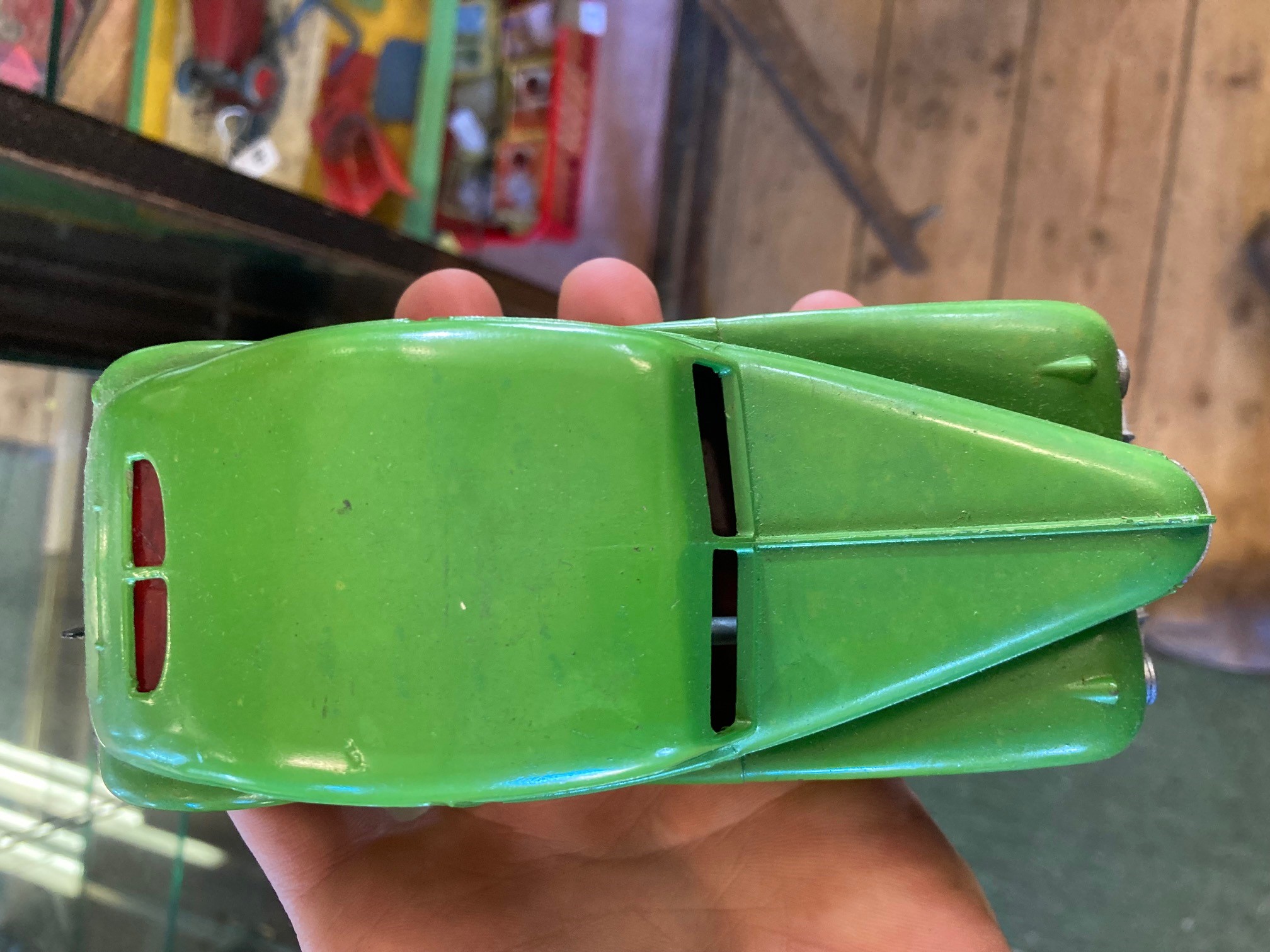 Mettoy clockwork (motor tested OK) streamlined car finished in green with good box (Est. plus 24% Image