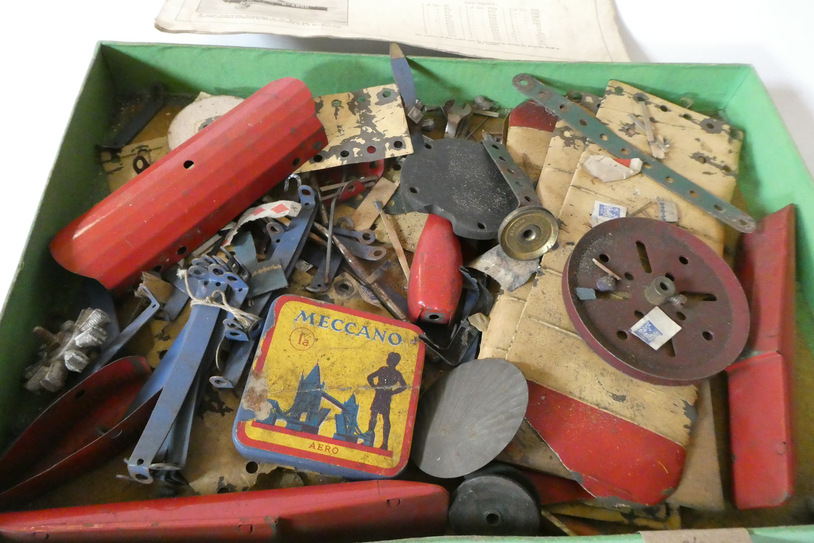 Meccano aeroplane constructor parts, many items have rusting or paint damage, in incorrect Meccano Image