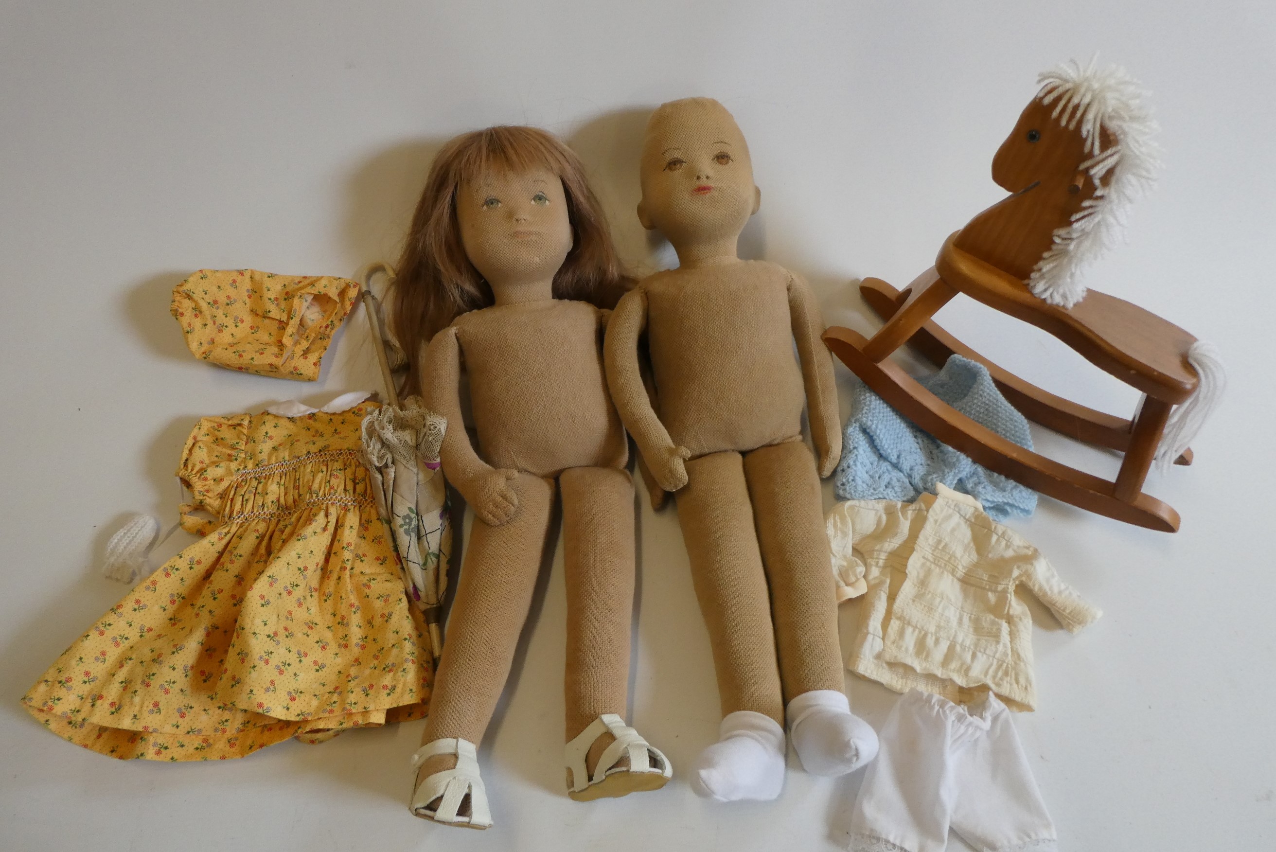 Two vintage Sasha type course dolls Image