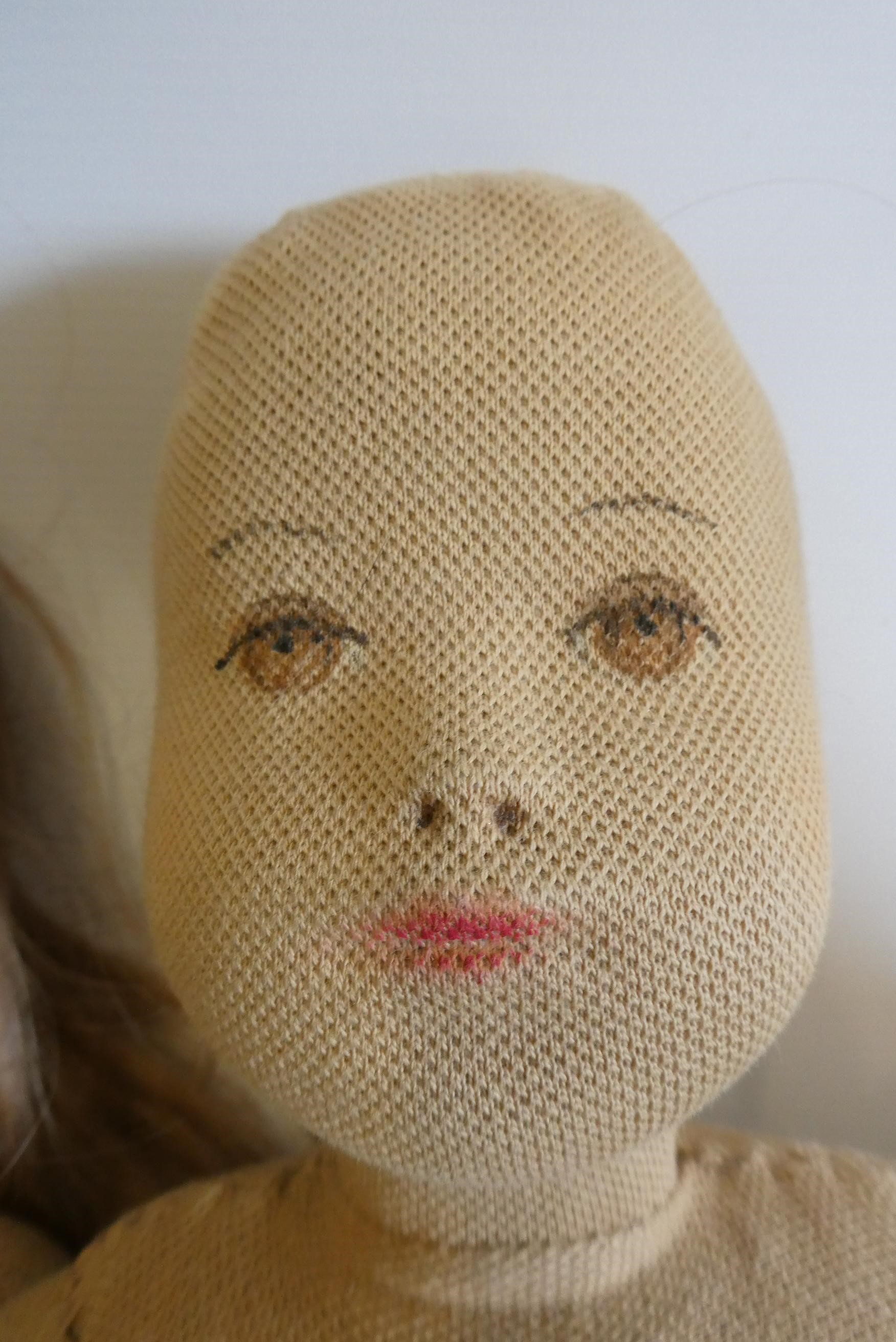 Two vintage Sasha type course dolls Image