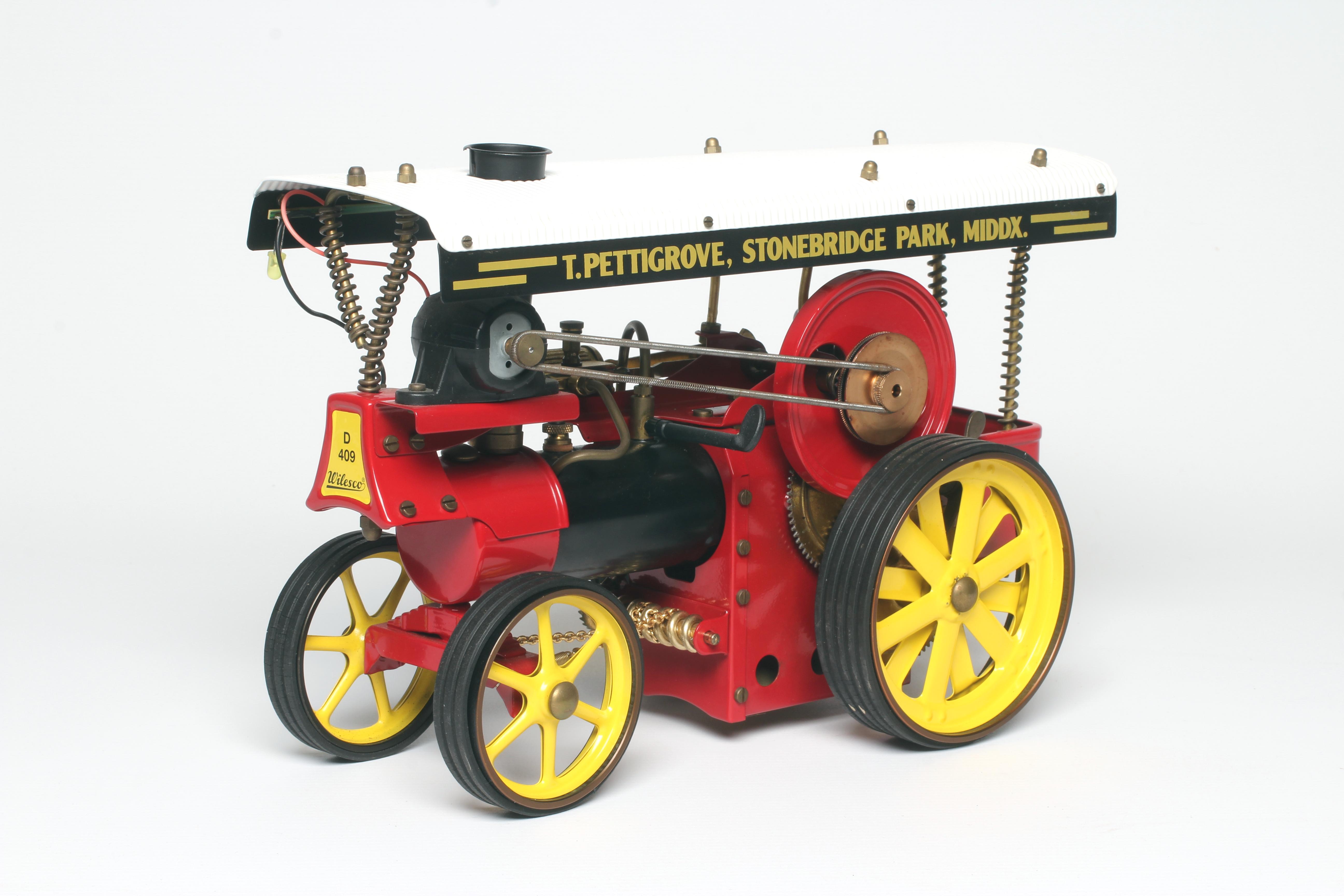 Wilesco D409 Showmans engine T. PETTIGROVE. STONEBRIDGE PARK MIDDX., with A385 water tank, some Image