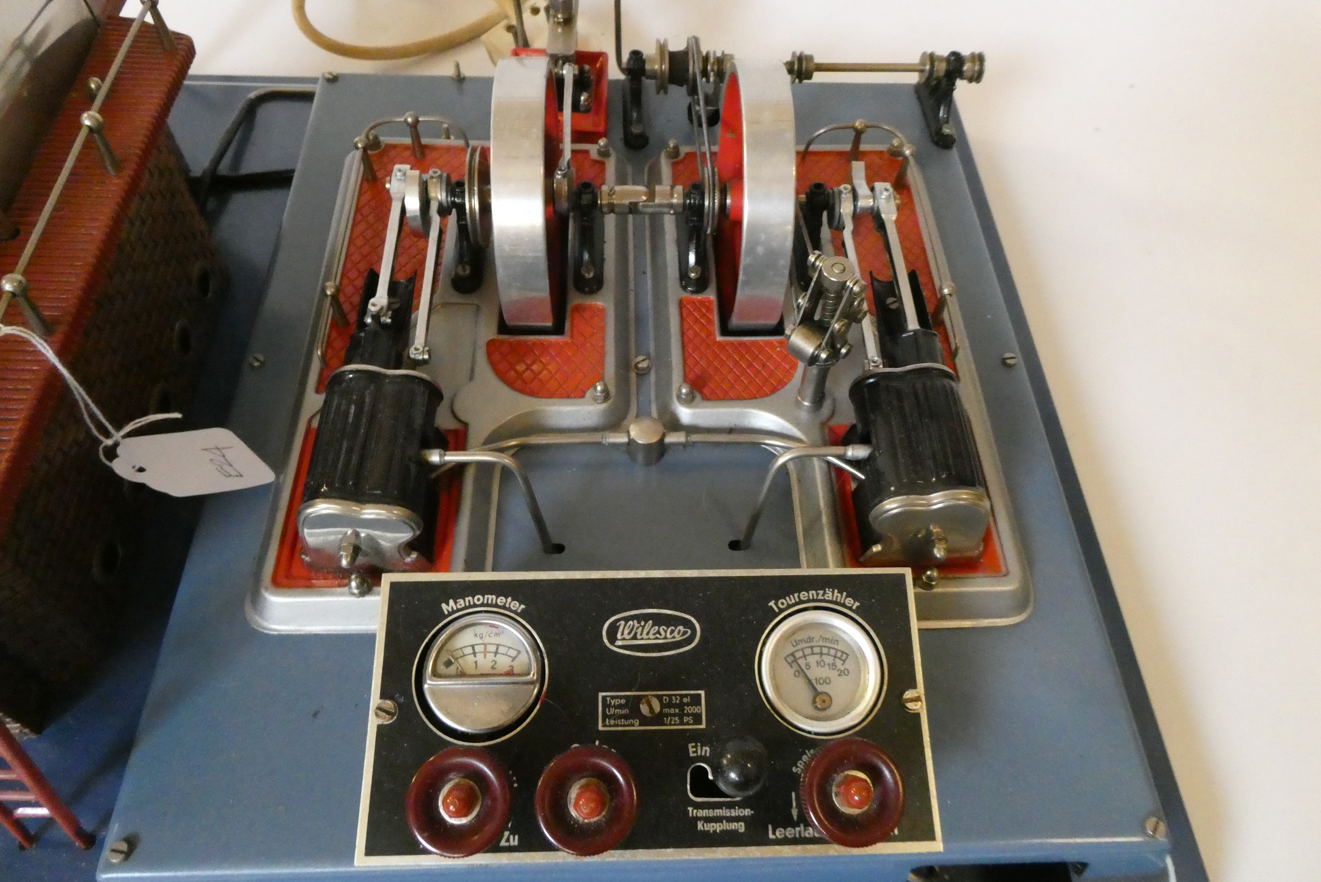 Wilesco D32 electrically fired twin cylinder stationary steam engine with dummy regulator and water Image