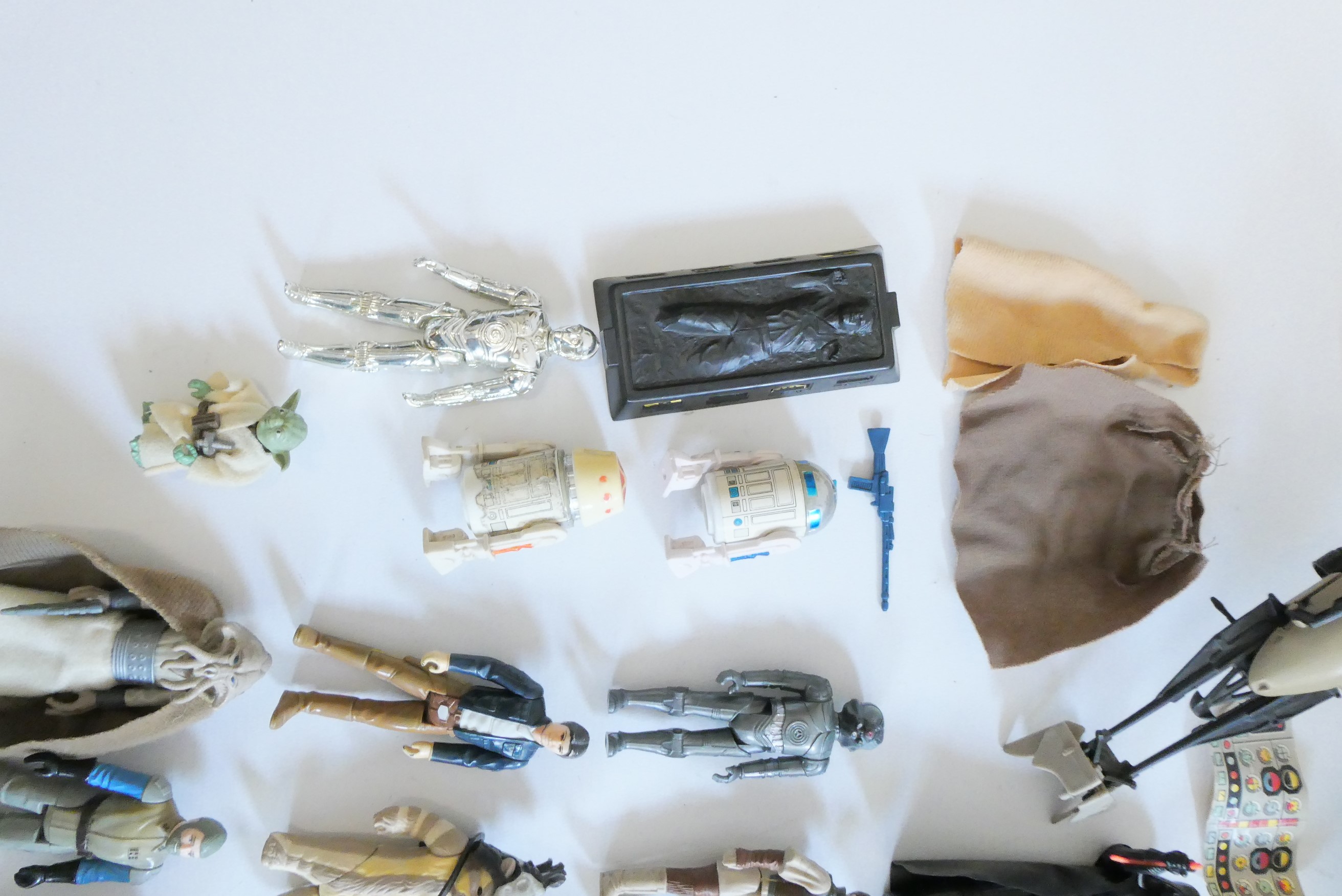 Kenner Star Wars figures, most items in fair condition including Speeder bike, Ronto and Jabba Image