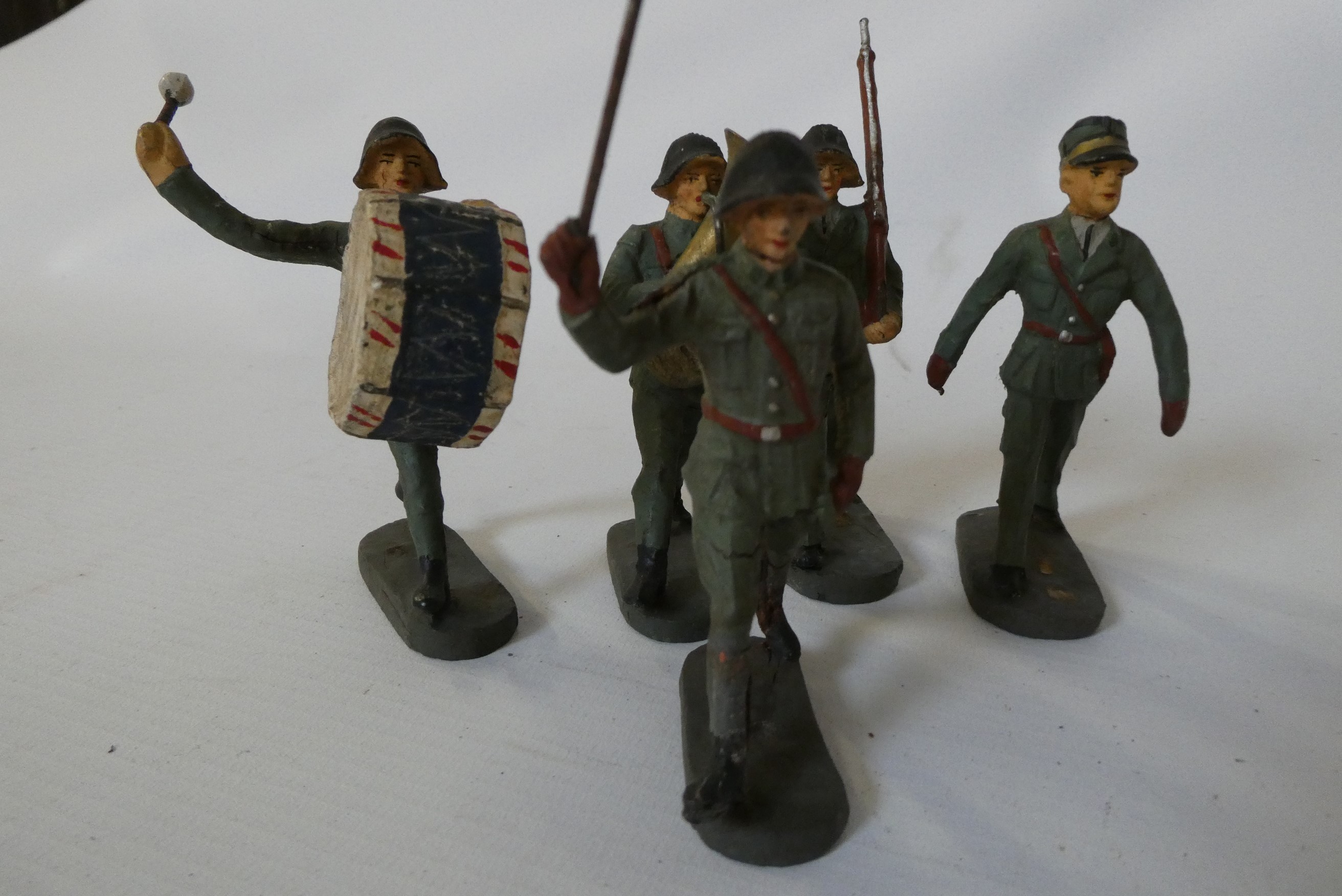 Ten Elastolin 80mm WW2 German soldiers including officers and band members, good (Est. plus 24% Image