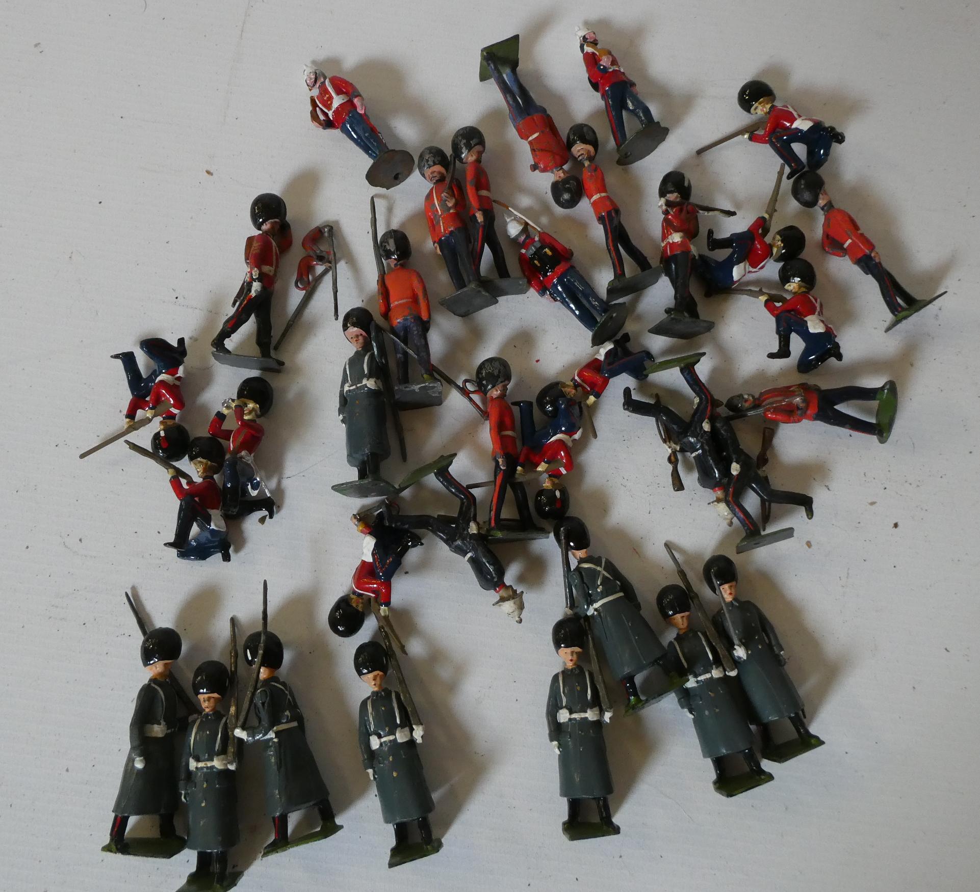 Unboxed Britains soldiers from British Army Guards regiments, some repainted, fair (Est. plus 24% Image