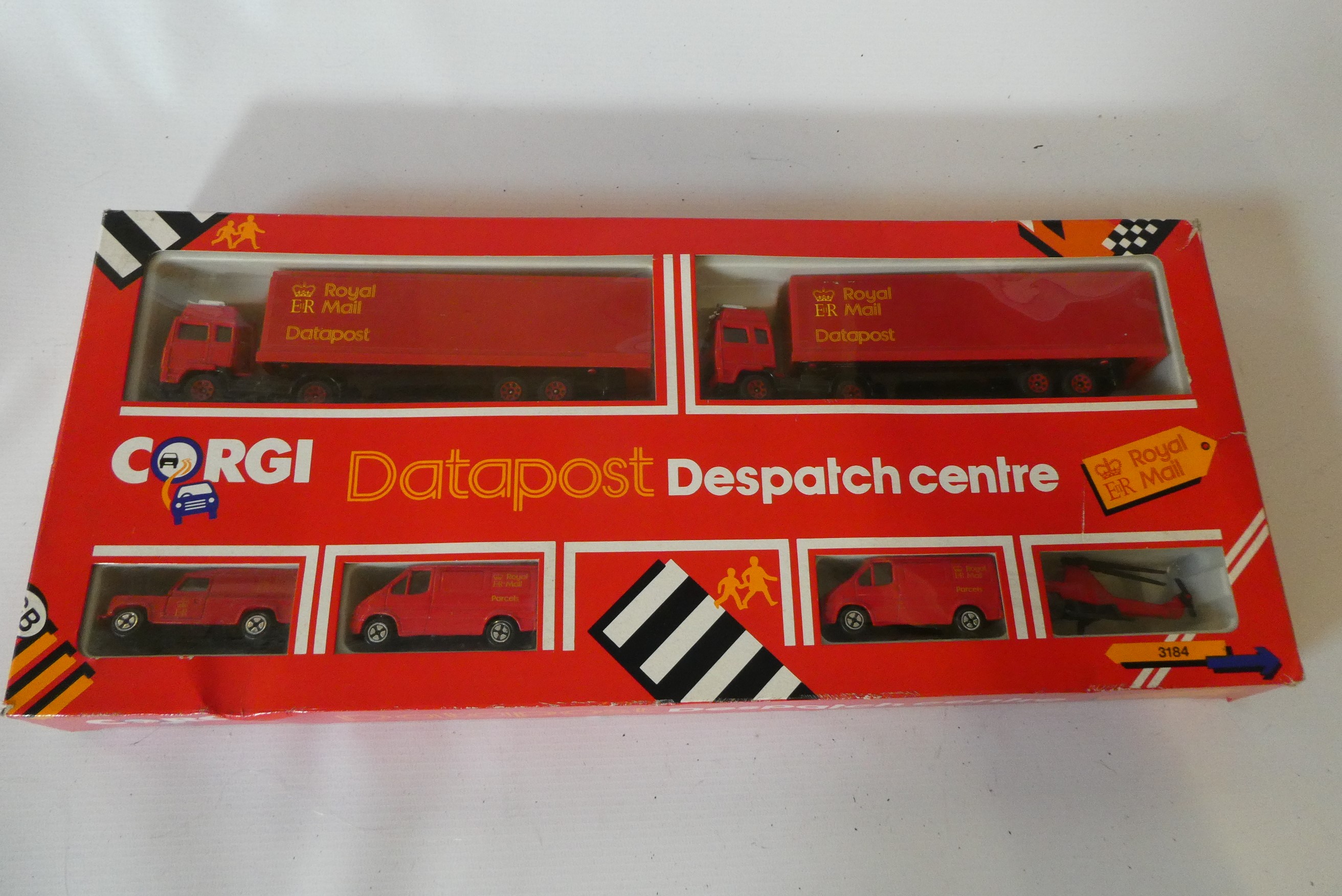 Late issue diecast vehicles by Corgi, Matchbox and others including State Landau, Rolls Royce and Image