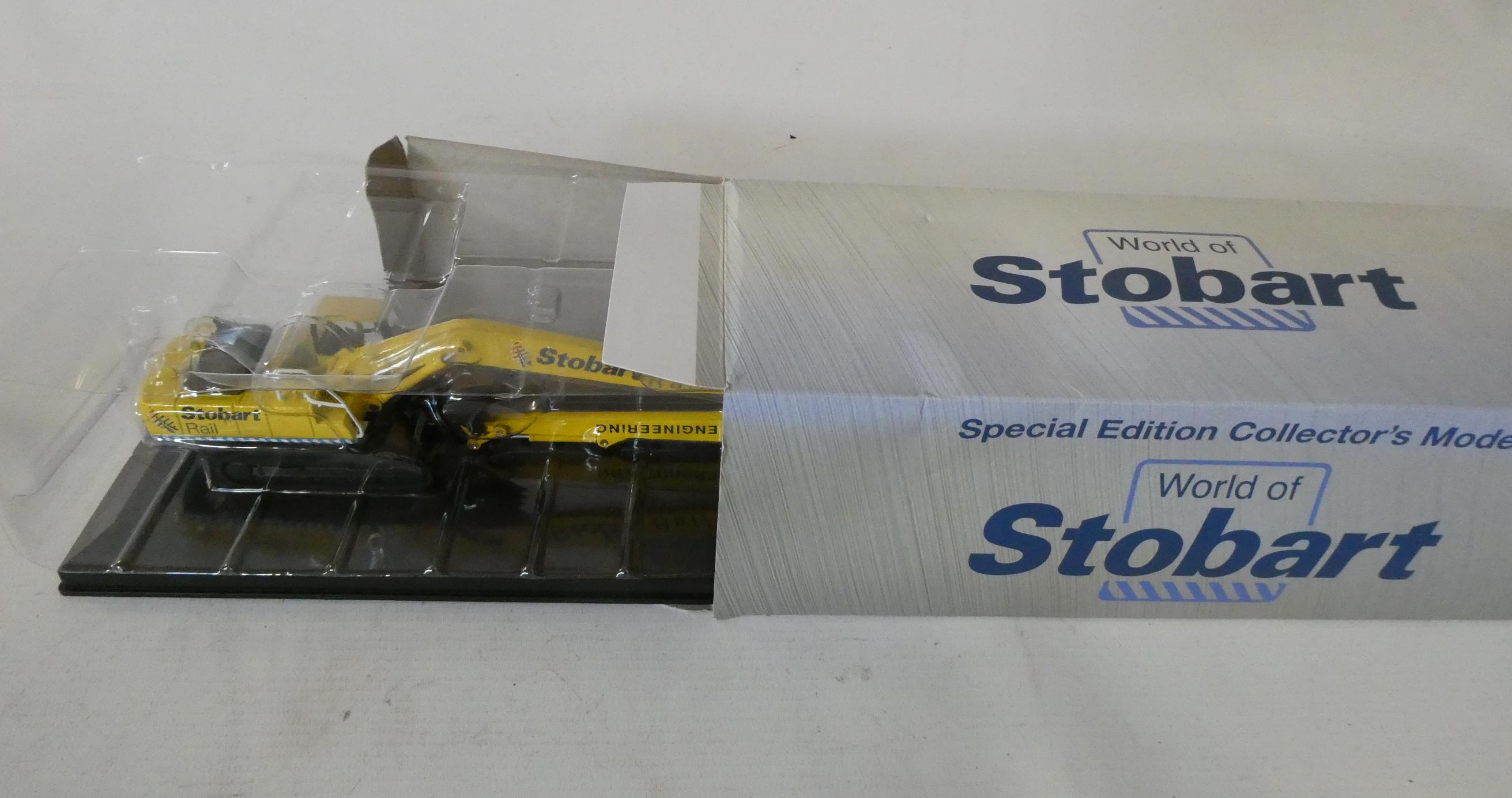 1/76 scale Eddie Stobart Rail Excavator, boxed, excellent (Est. plus 24% premium inc. VAT) Image