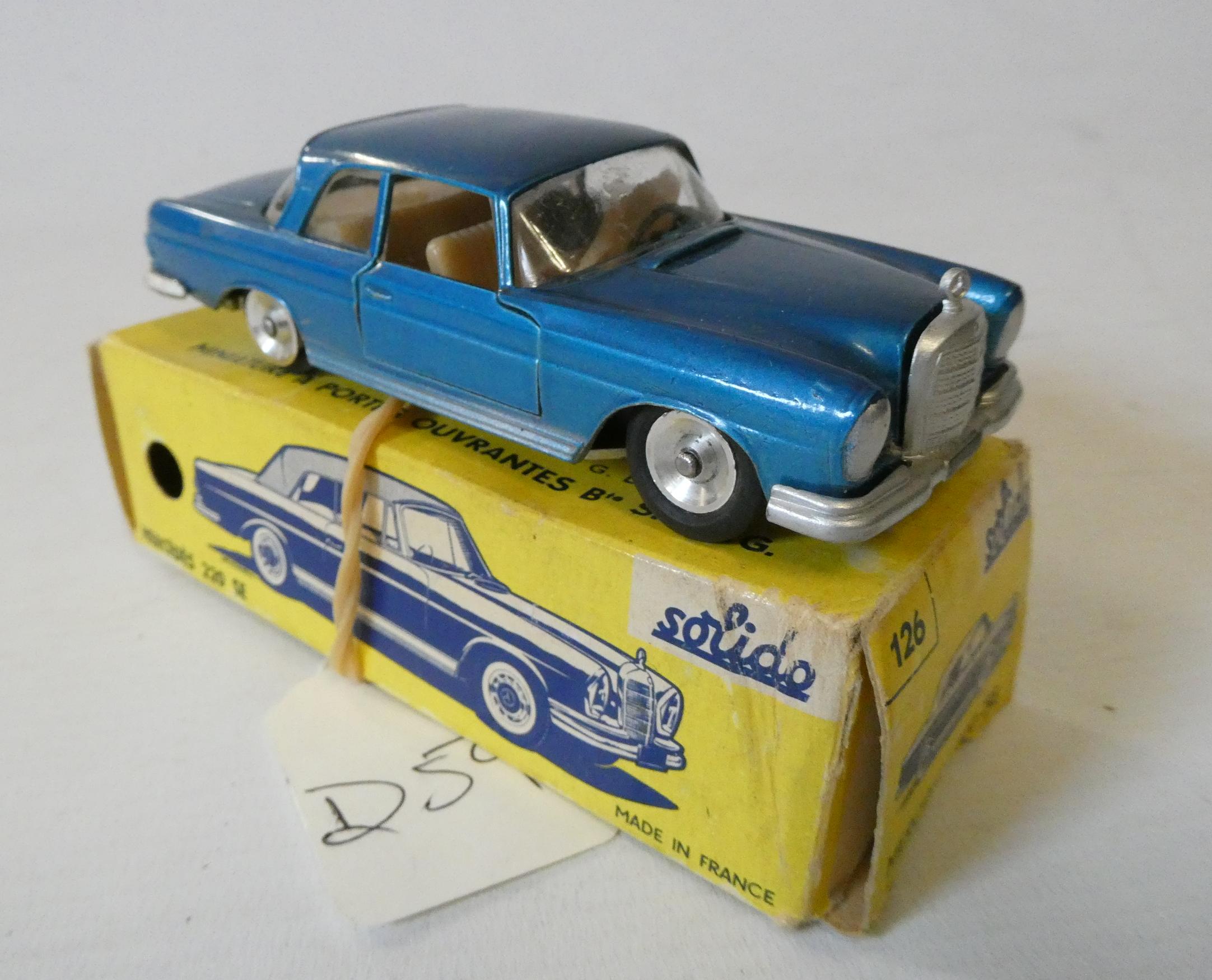 Solido Mercedes SE220 boxed, good+ (Est. plus 24% premium inc. VAT) Image