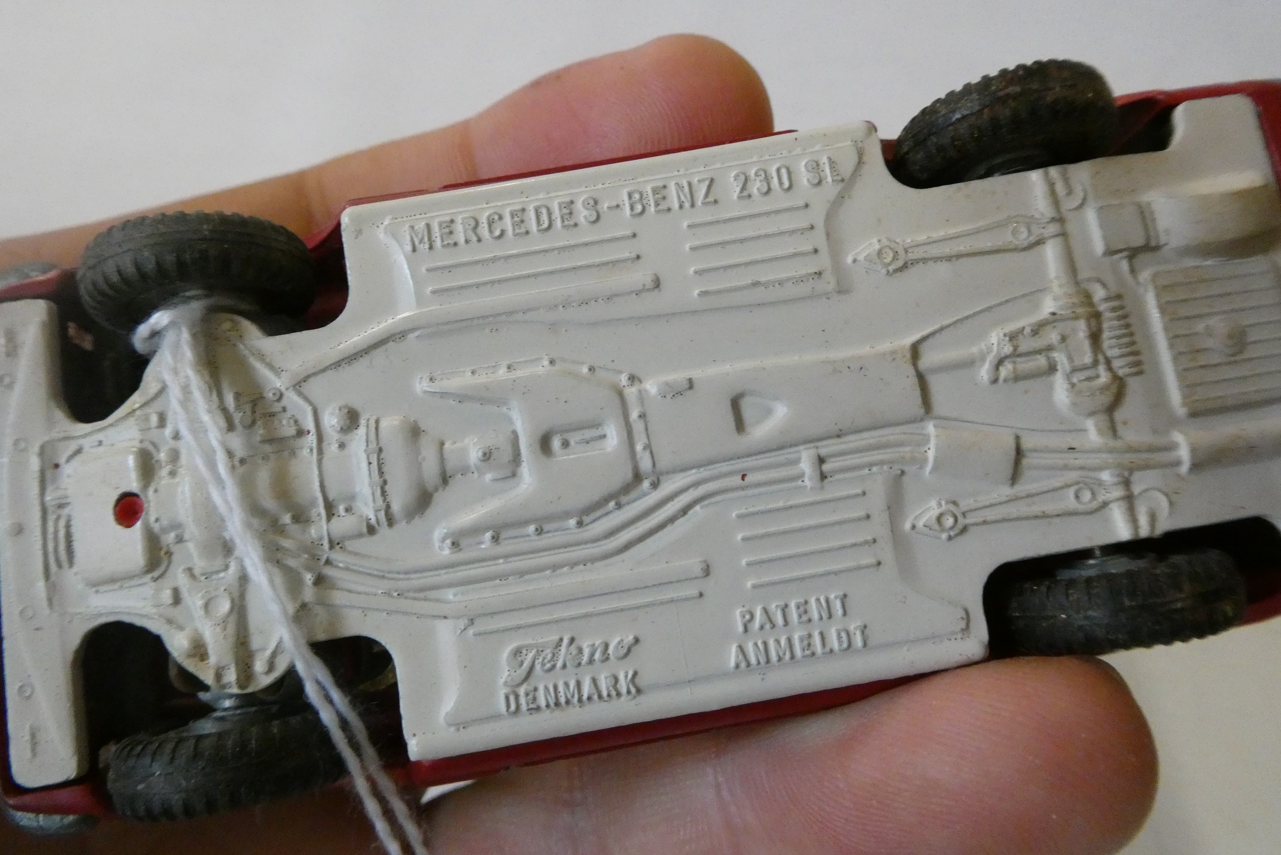 Unboxed Solido Mercedes 230 SL, good (Est. plus 24% premium inc. VAT) Image