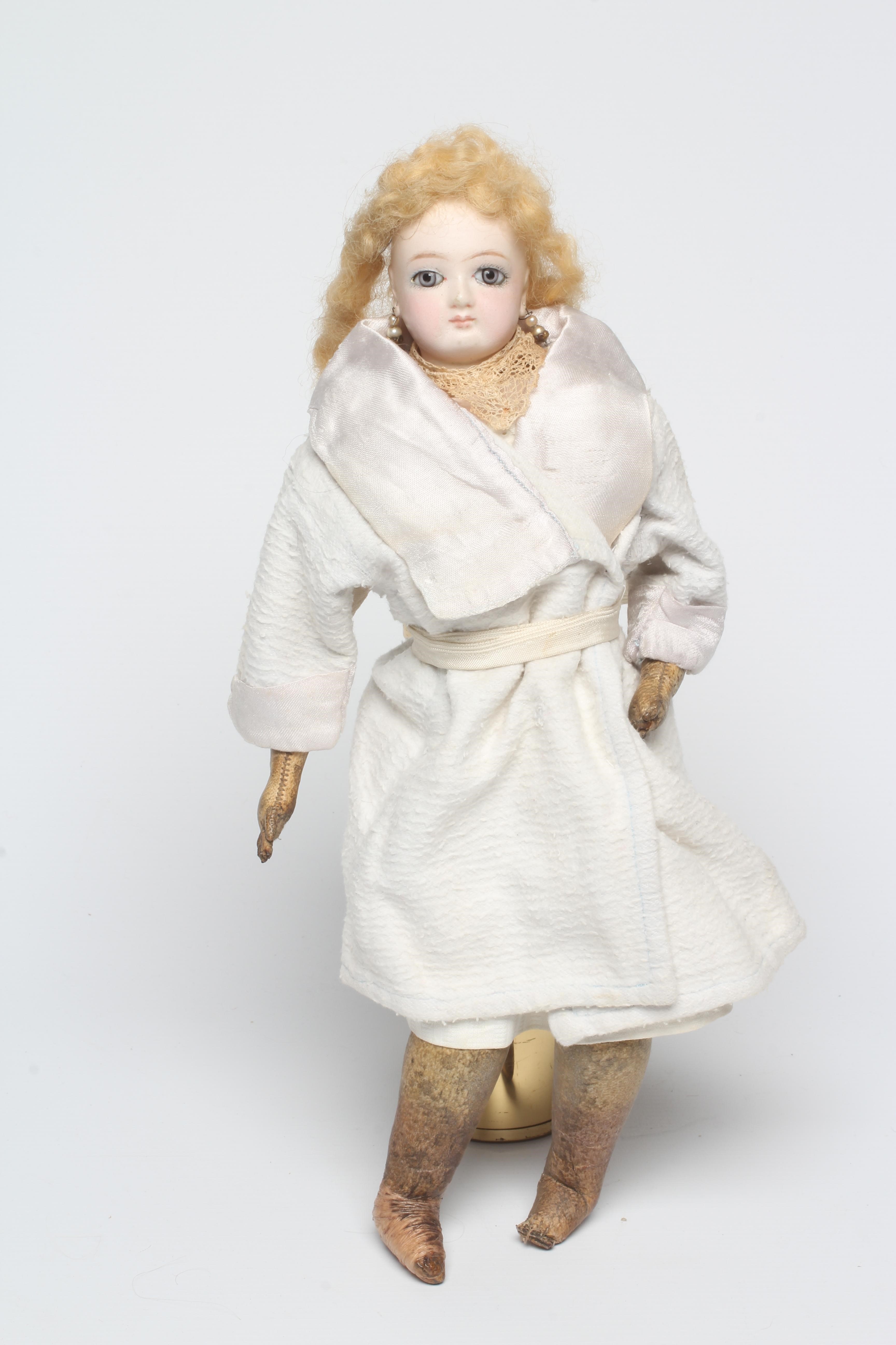 A French bisque swivel neck shoulder head fashion doll Image