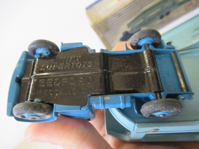 Dinky Toys boxed car transporter finished in blue, fair (Est. plus 24% premium inc. VAT) Image