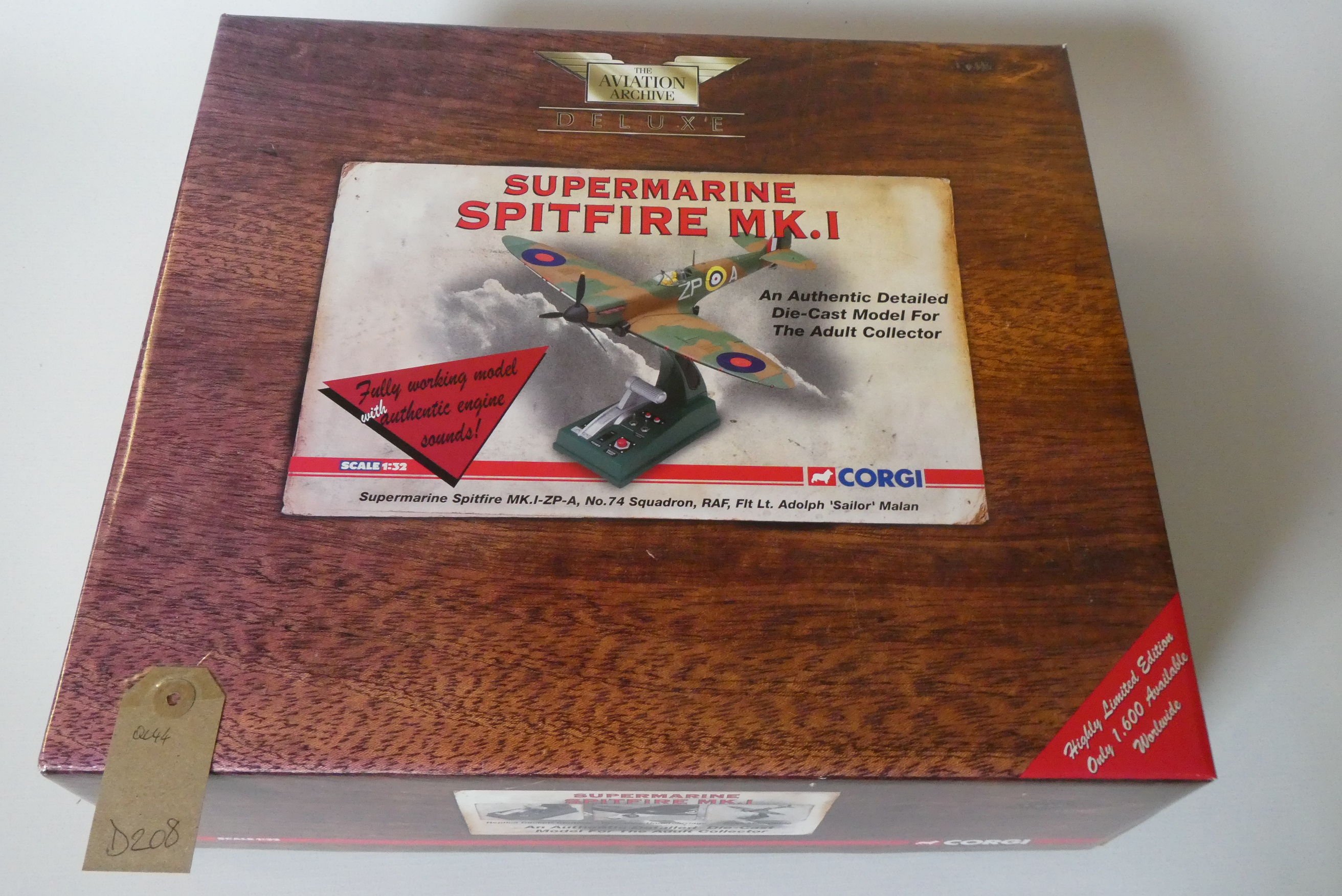 Corgi Aviation Archive Spitfire MK1 with engine sound (untested), boxed, excellent (Est. plus 24% Image