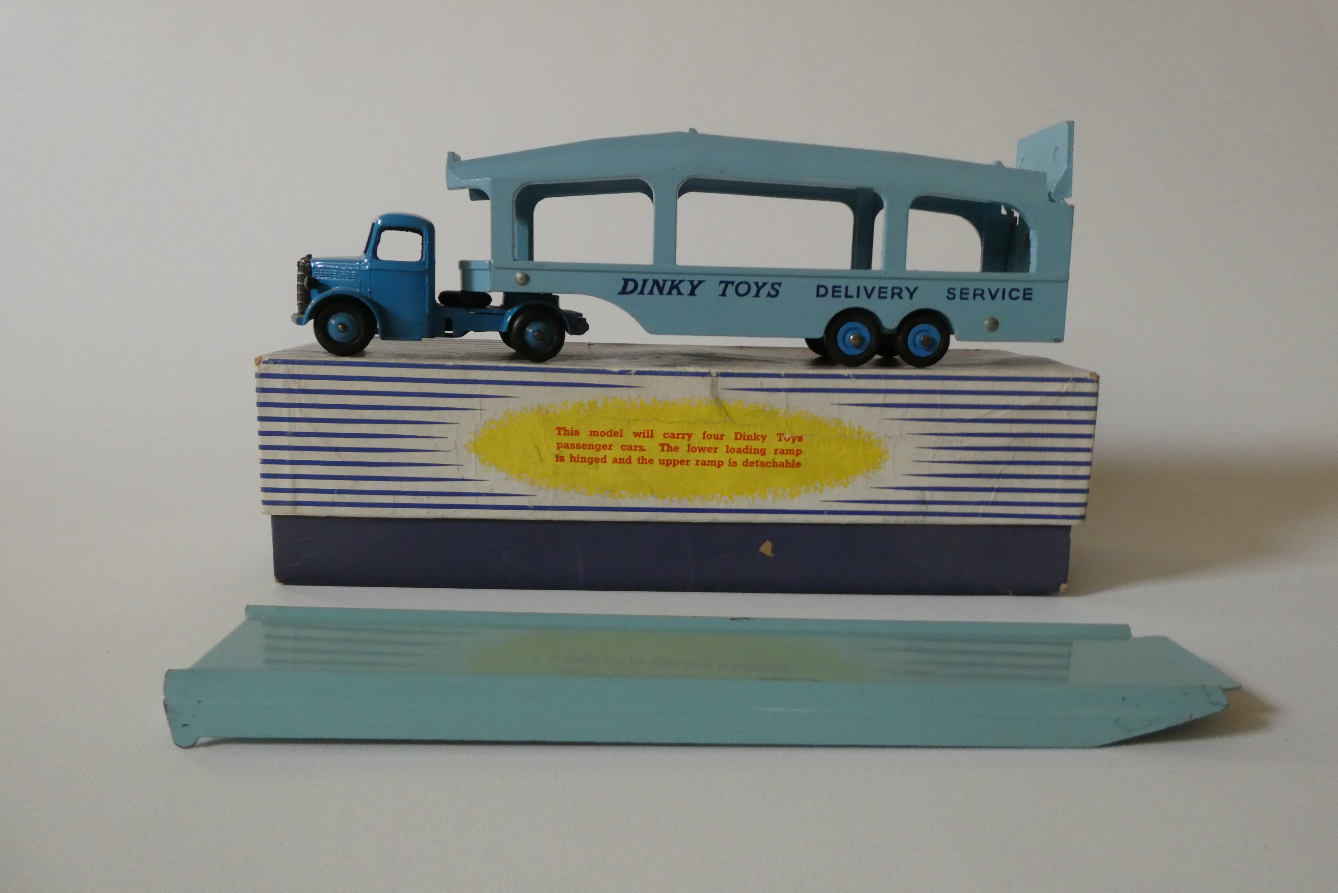 Dinky 982 Pullmore car transporter, box fair, model excellent (Est. plus 24% premium inc. VAT) Image