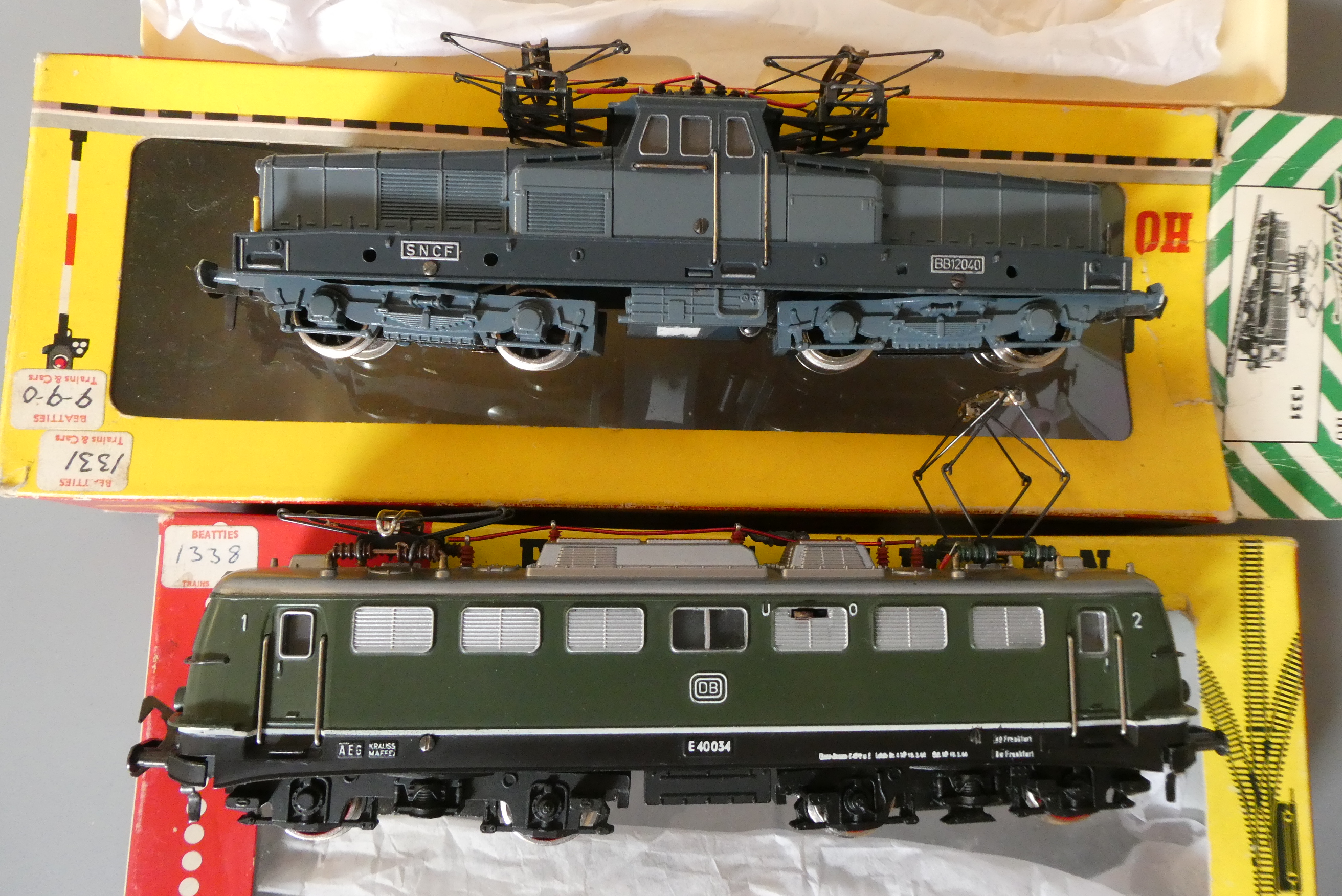 Fleischmann diecast bodied E-40 electric locomotive and diecast bodied SNCF B B 1200 electric Image