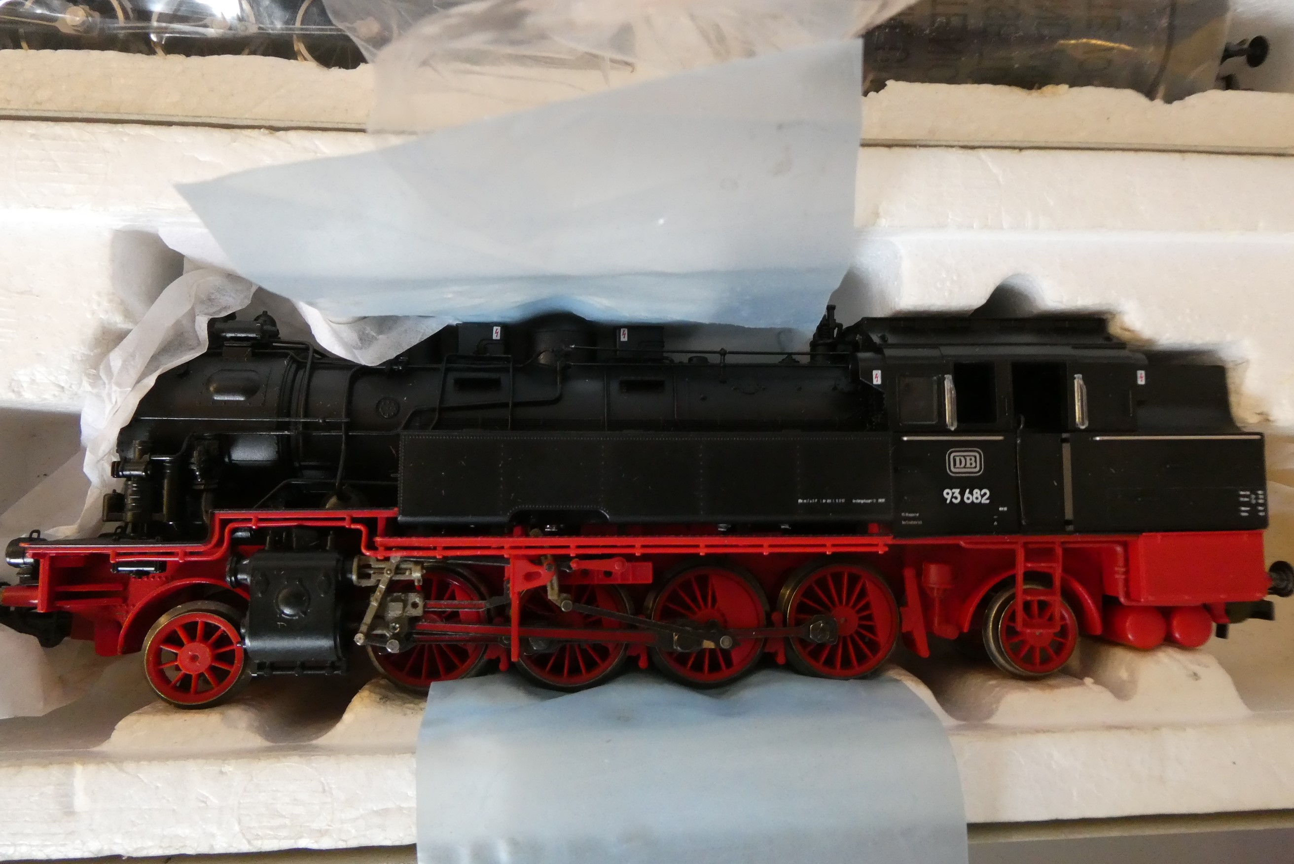 Roco 43320 DB Class 93 tank locomotive and Roco 04111A Swiss railways 2-10-0 steam locomotive, both Image