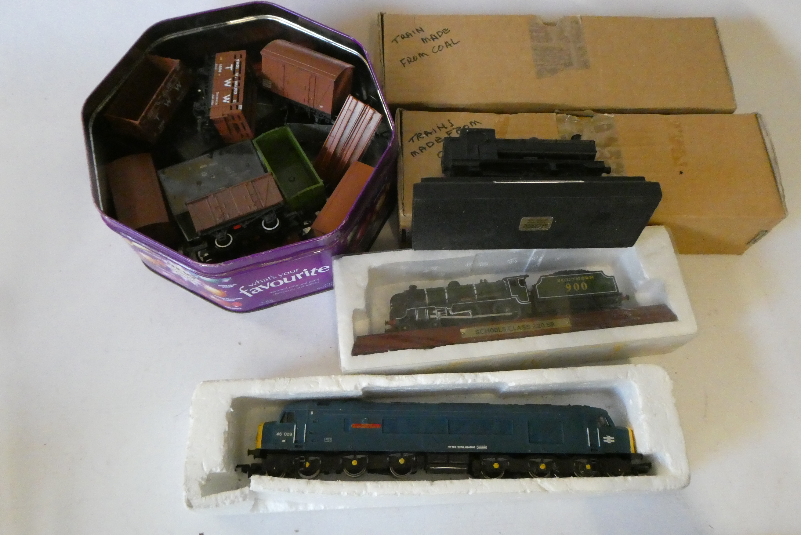 Unboxed trains by Hornby and others including diesel locomotives, goods trucks and passenger Image