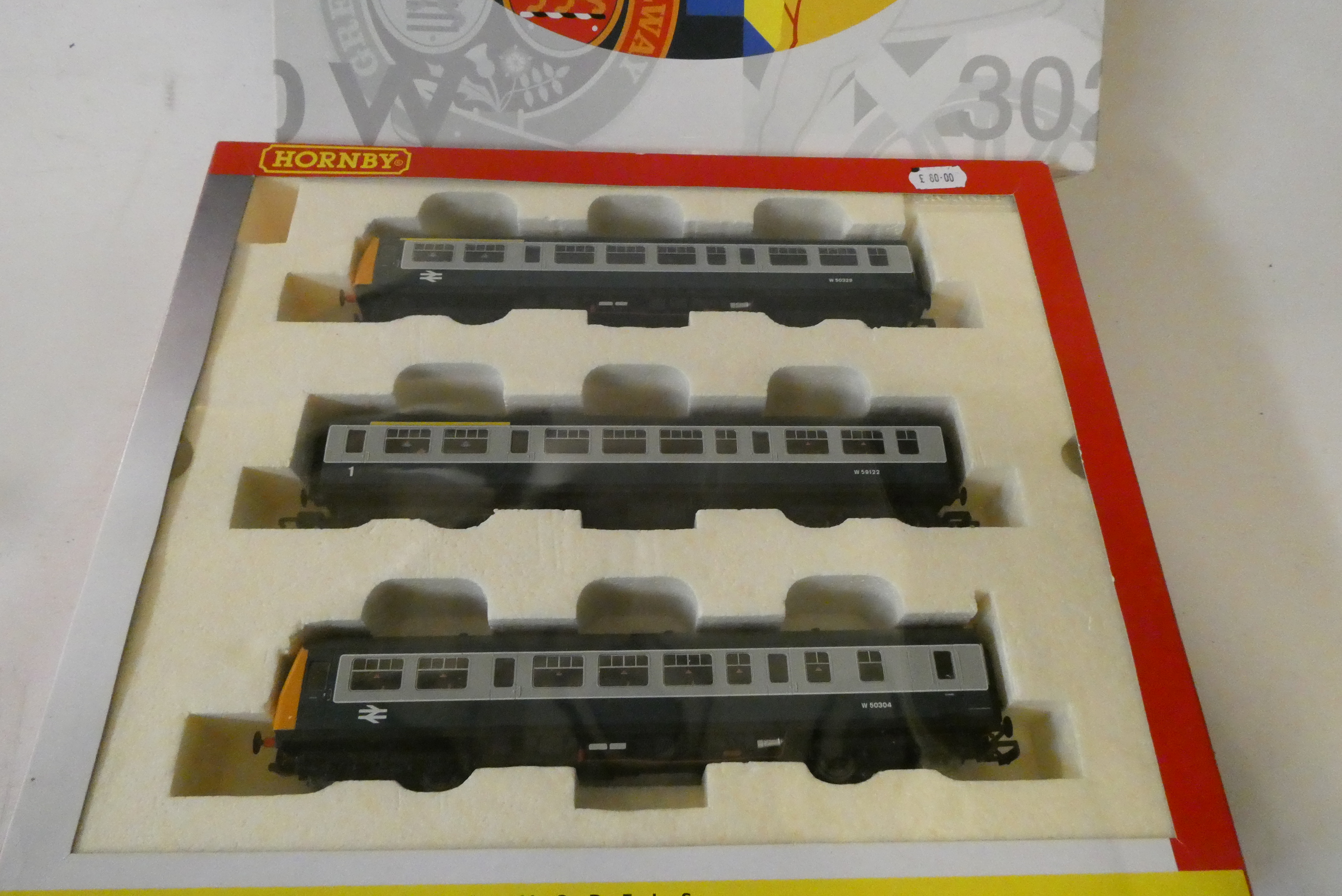 Hornby train pack 3015 British Railways Class 101 three car DMU in blue grey livery, boxed, Image
