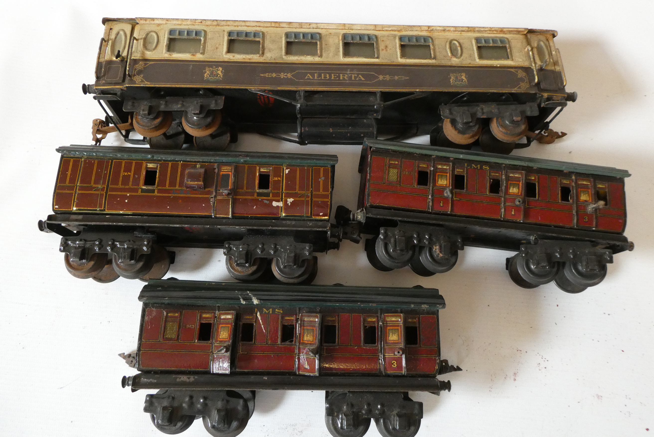 Gamages London (Marklin) O gauge coaches comprising Pullman Alberta and three LMS bogie coaches, Image