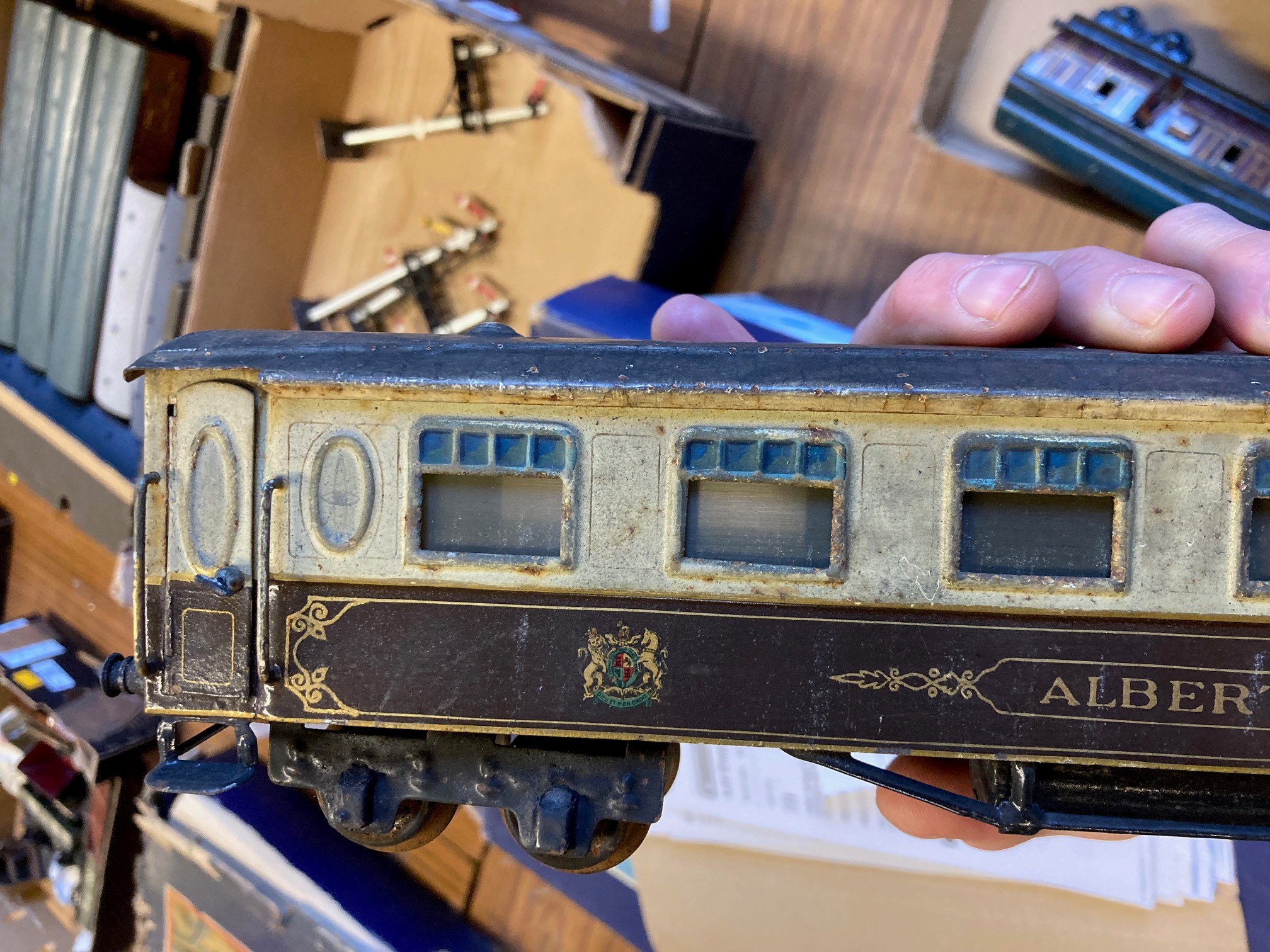 Gamages London (Marklin) O gauge coaches comprising Pullman Alberta and three LMS bogie coaches, Image