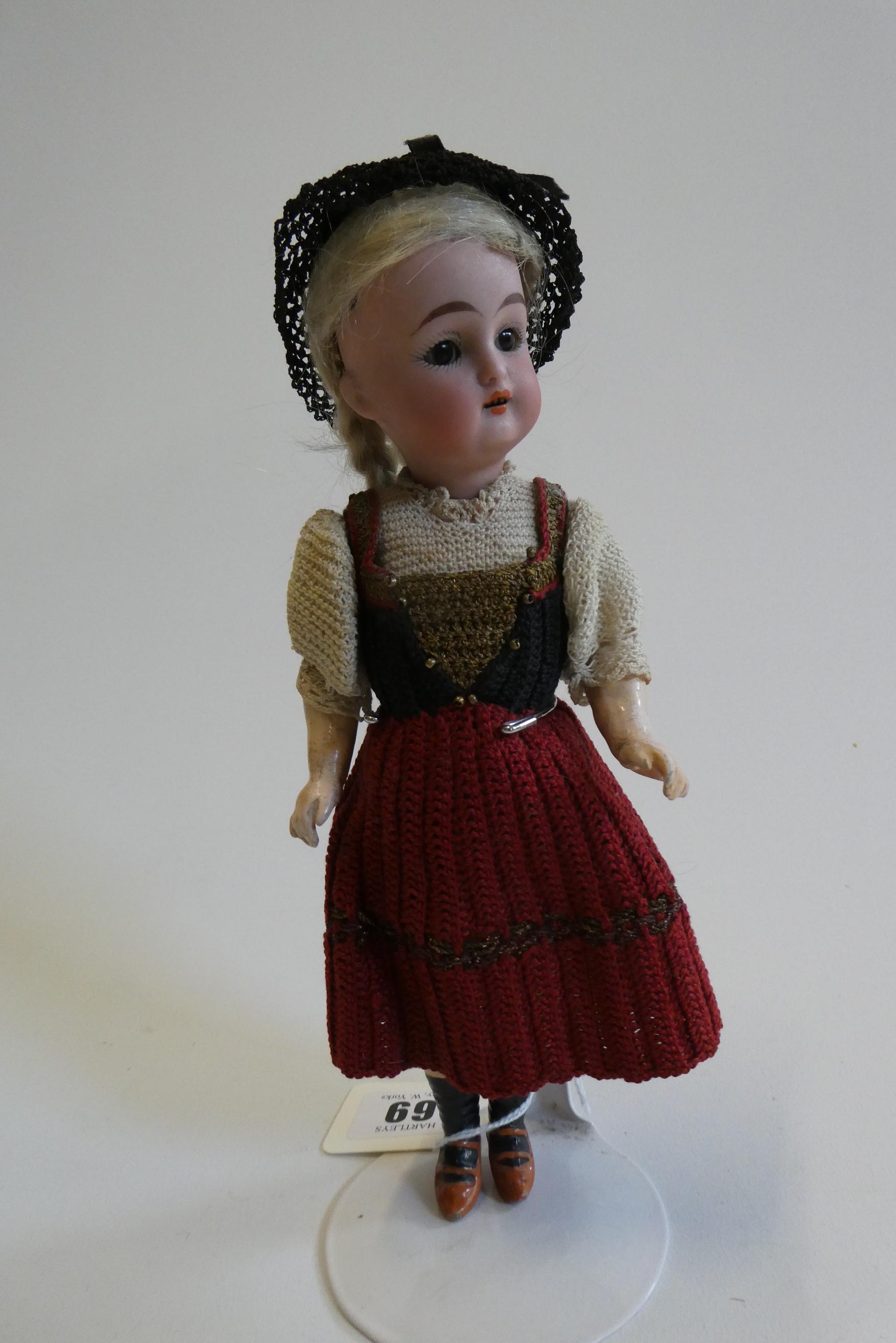 A Kammer & Reinhardt Halbig bisque socket head doll Image