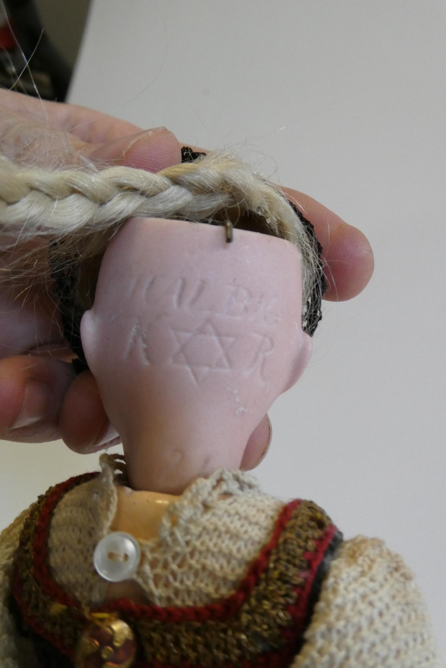 A Kammer & Reinhardt Halbig bisque socket head doll Image