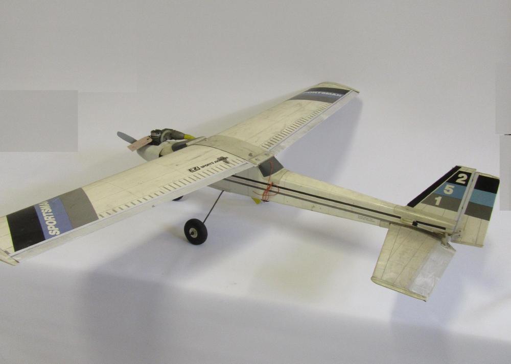 Five remote controlled model planes Image