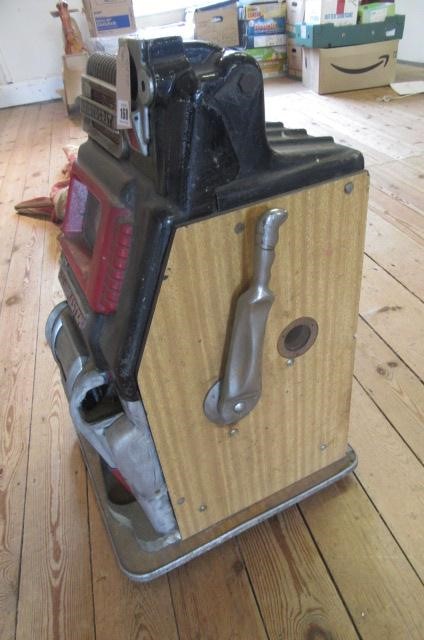 A Clubmaster Aristocrat one-armed bandit gaming machine Image