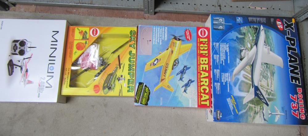 Eight various aeroplane and other kits Image