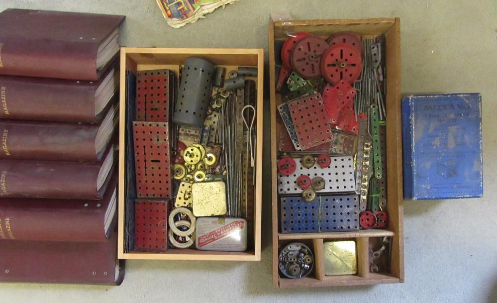 A quantity of Meccano parts Image
