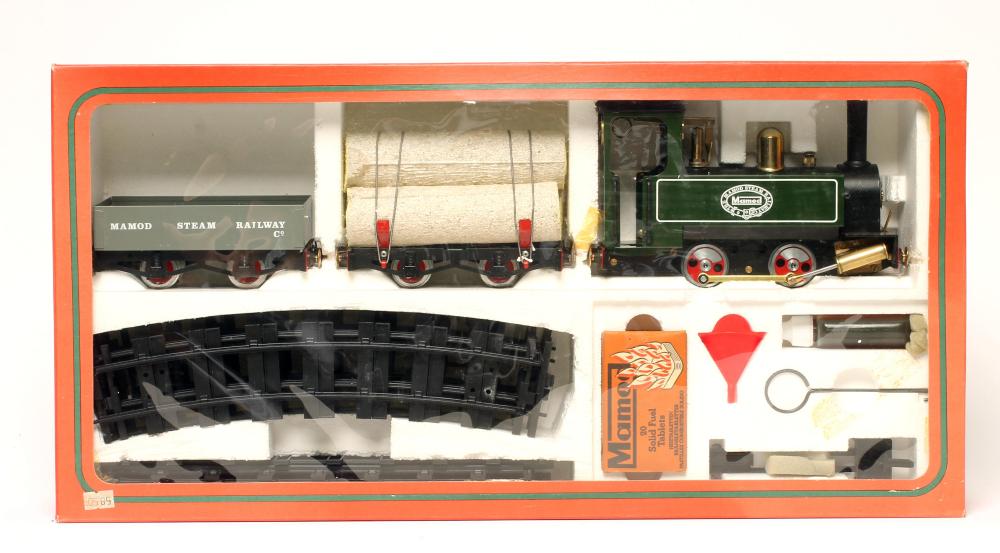 A Mamod RS1 Steam Railway comprising saddle tank locomotive Image