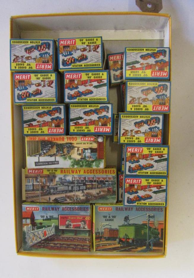 Twenty six Merit OO gauge railway accessories Image