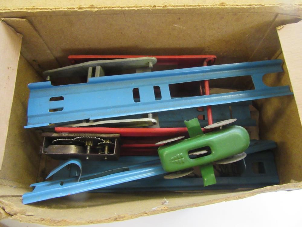 A "Welcook" six piece tinplate kitchen set Image