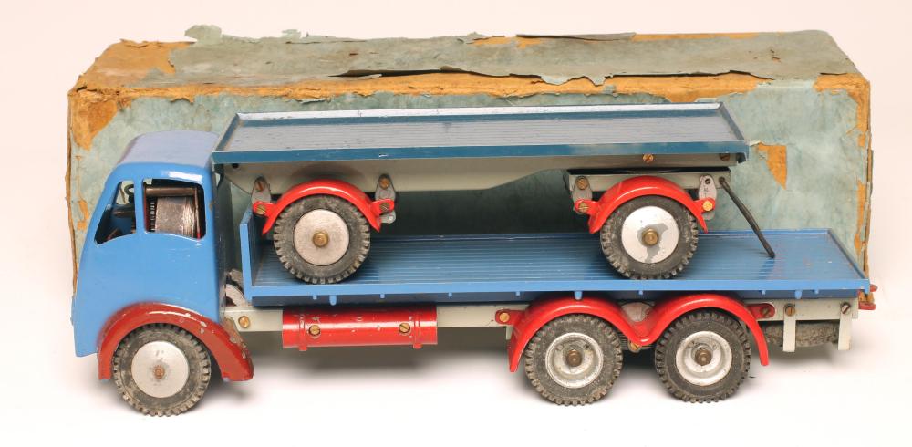 A shackletons foden fg six wheel platform lorry in blue with red 