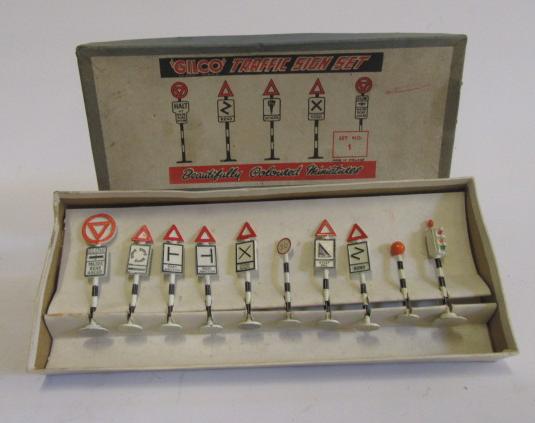 A Gilco Traffic Sign Set No 1 Image