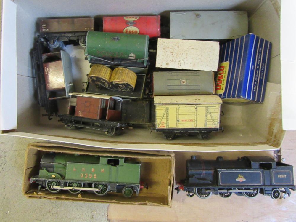 Hornby Dublo three rail trains comprising B.R. 0-6-2 Image