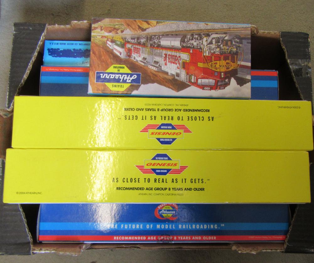 American Outline locomotives comprising Athearnn Amtrak P-42 Image