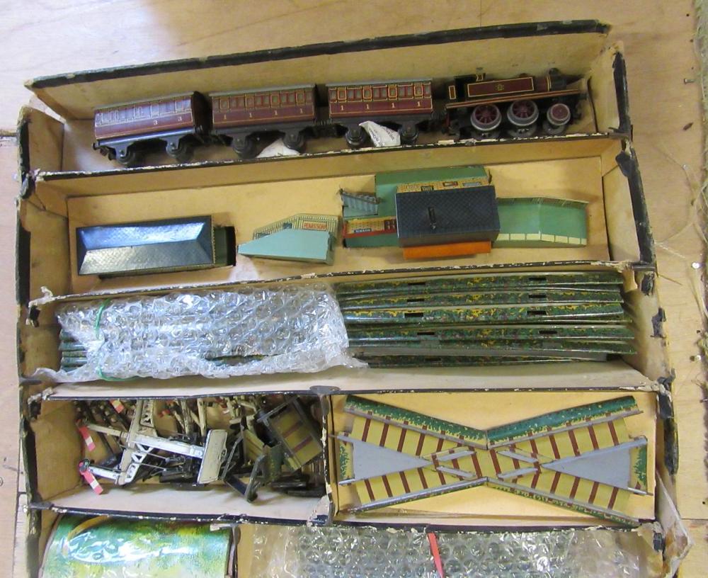 Bing Table Top Railway Train Set with L.M.S. 2-4-0 locomotive Image