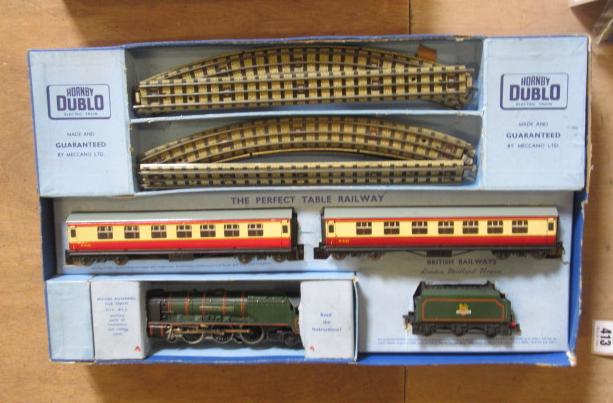 Hornby Dublo EDP7 Passenger Train Set with Duchess of Montrose Image
