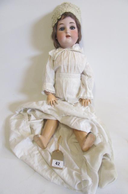 A Simon & Halbig K&R bisque socket head doll Image
