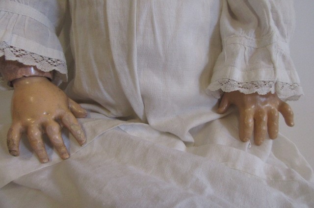 A Simon & Halbig K&R bisque socket head doll Image