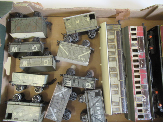 Playworn goods and passenger rolling stock by Bassett-Lowke and others, F-P (Est. plus 24% premium Image