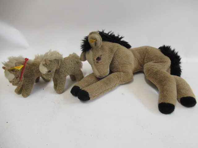 Large Steiff foal, with ear tag and button, 17 1/2" overall, together with two small Steiff Stompy Image