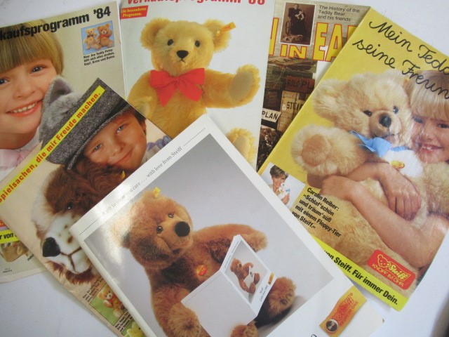 A collection of Steiff items Image
