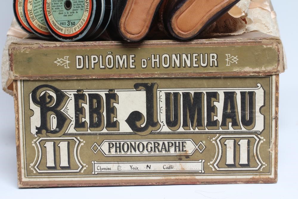 A rare Jumeau phonograph Image