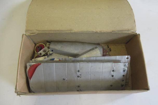 Loose parts for Meccano Airplane, some rusting and overpainting, P (Est. plus 24% premium inc. VAT) Image